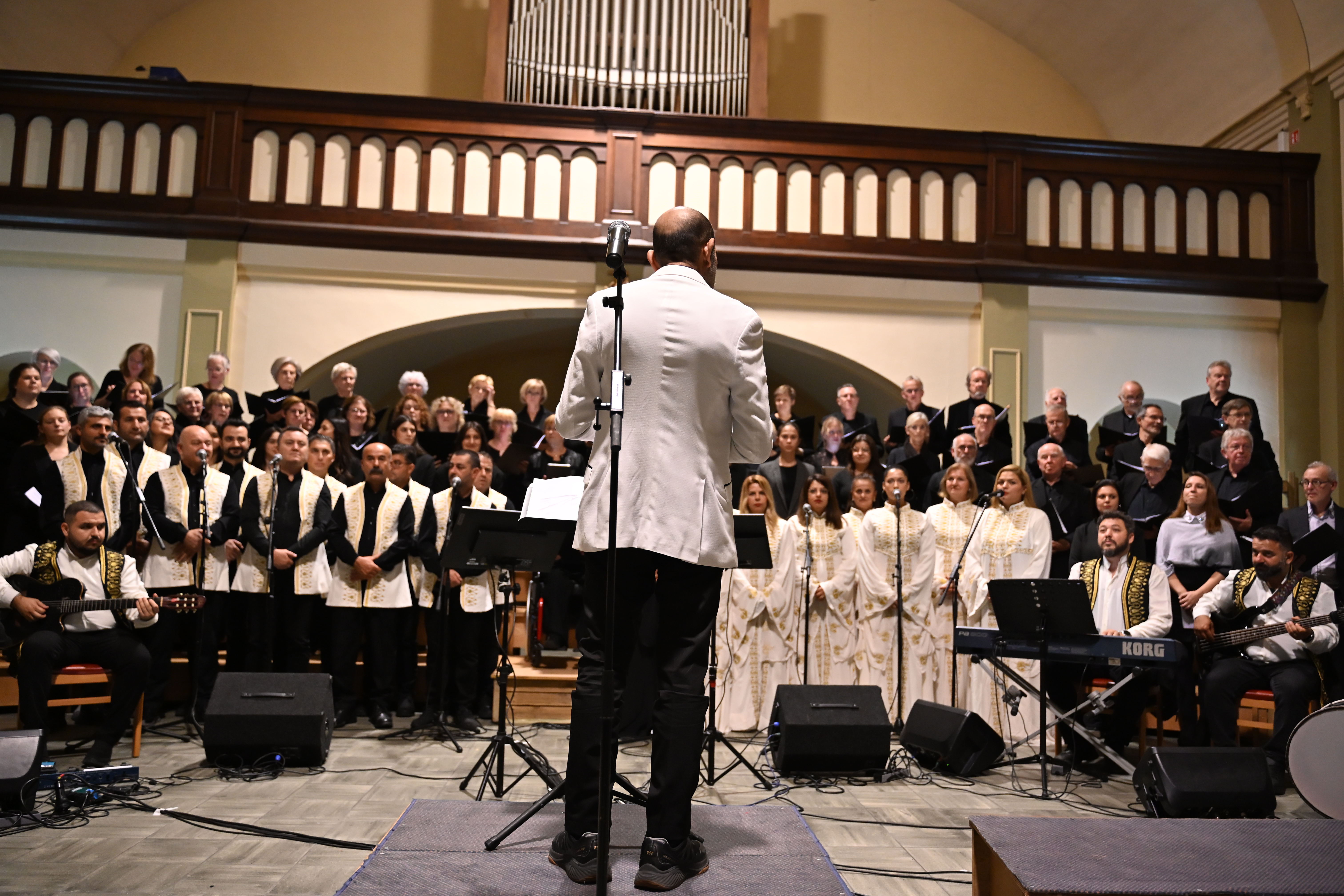 Concert van het Antiochië Koor der Beschavingen en Exsultate in Heusden